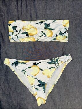 Dippin' Daisy's White Bandeau Bikini with Yellow Lemon Print